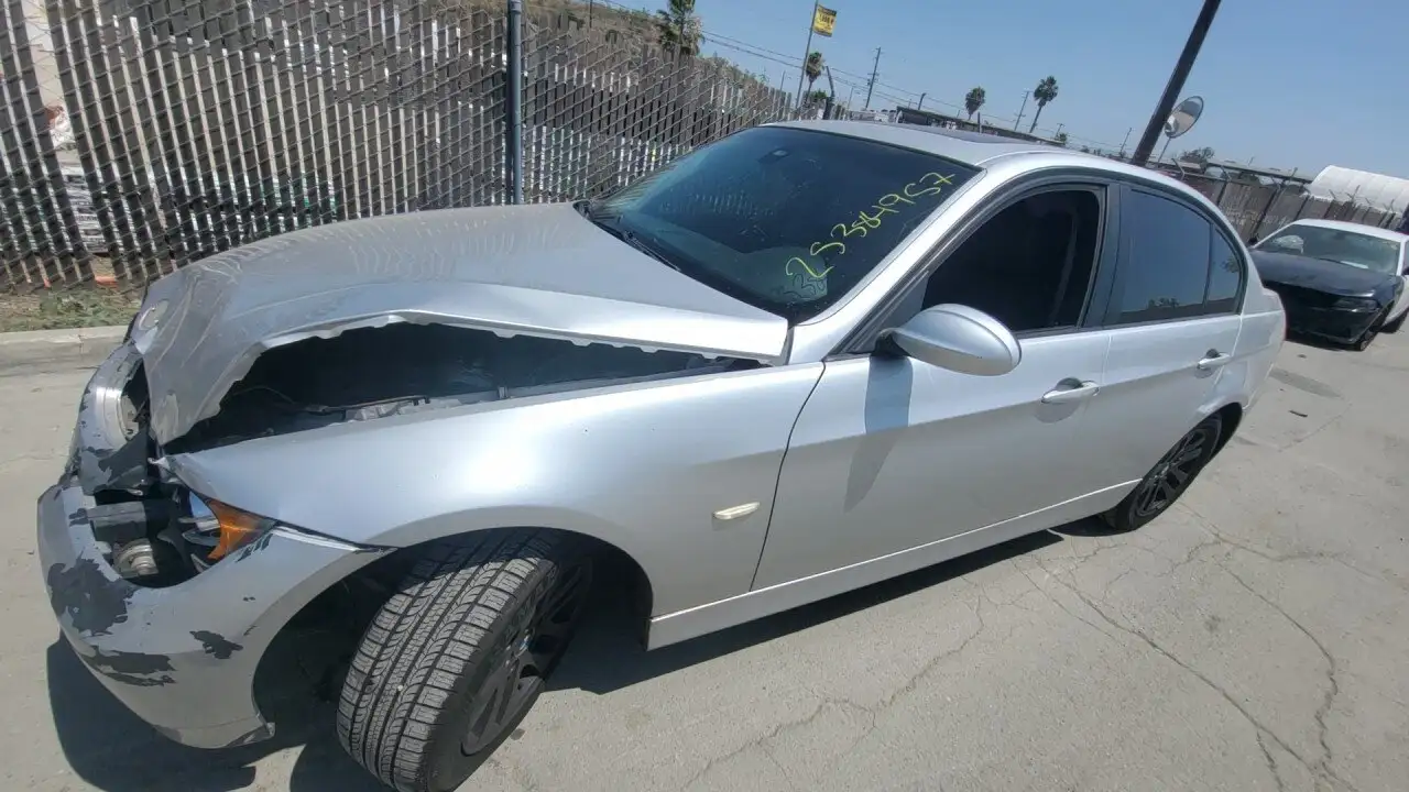 Photo of 2006 Bmw 325I