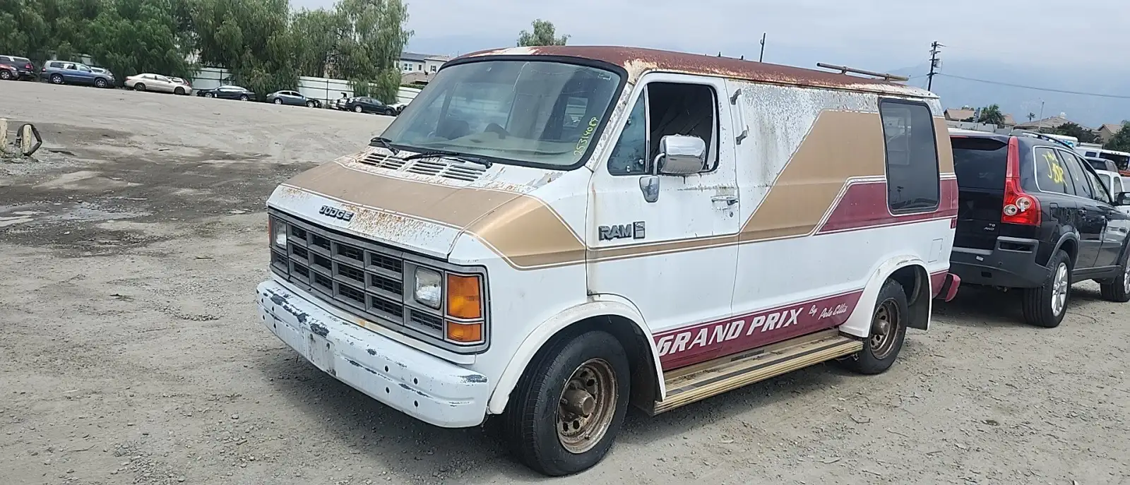 Photo of 1989 Dodge B150