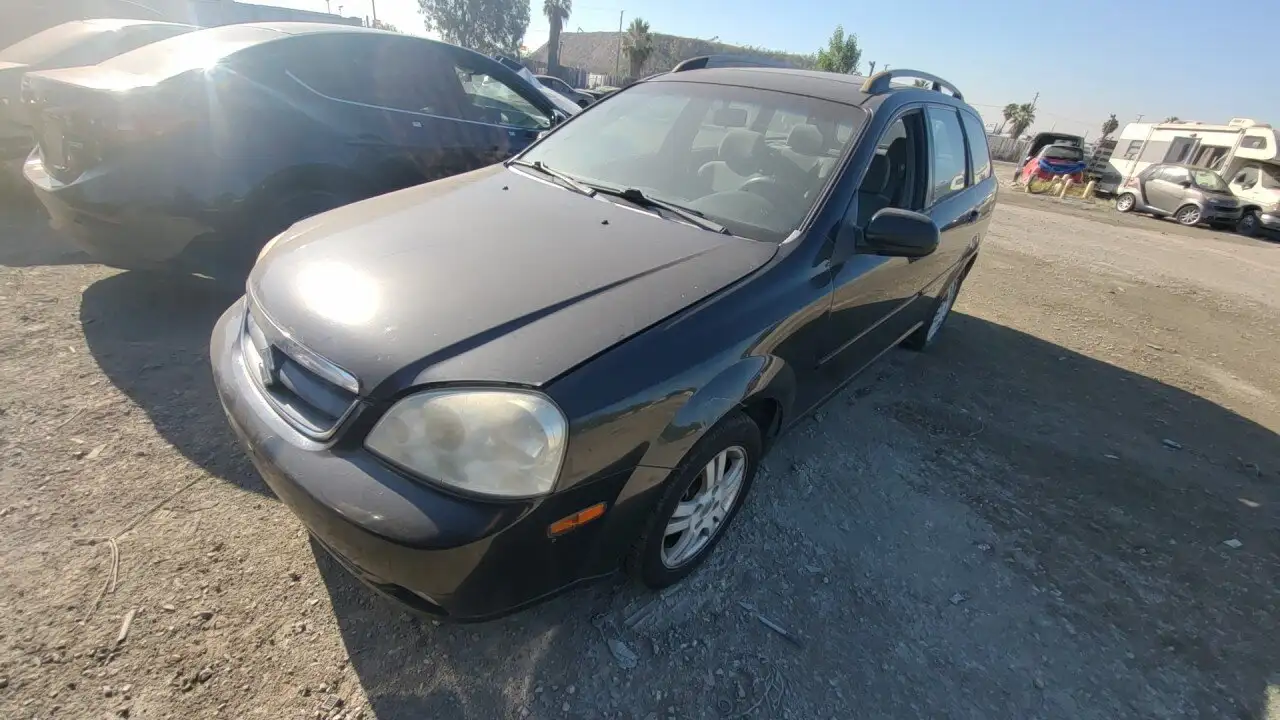 Photo of 2006 Suzuki Forenza