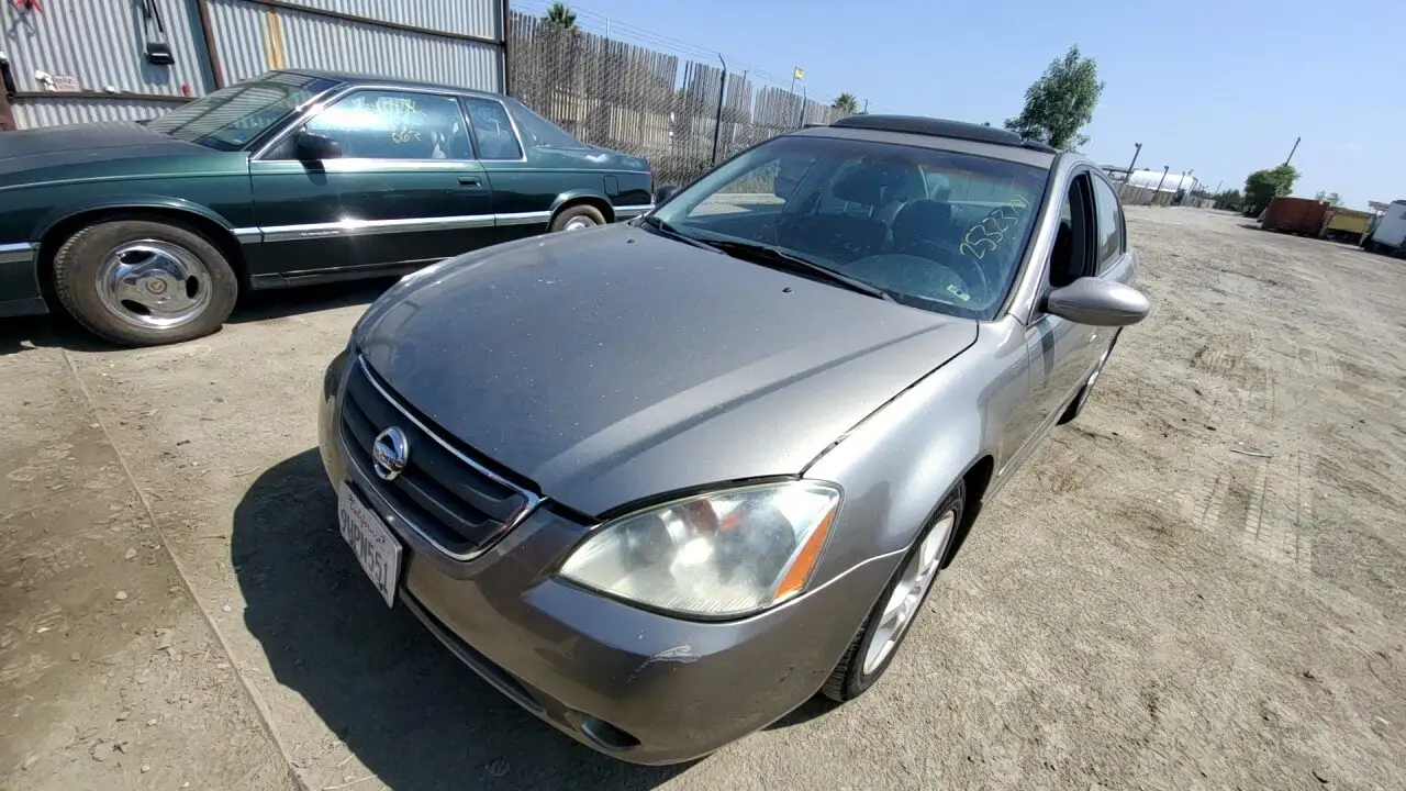 Photo of 2003 Nissan Altima