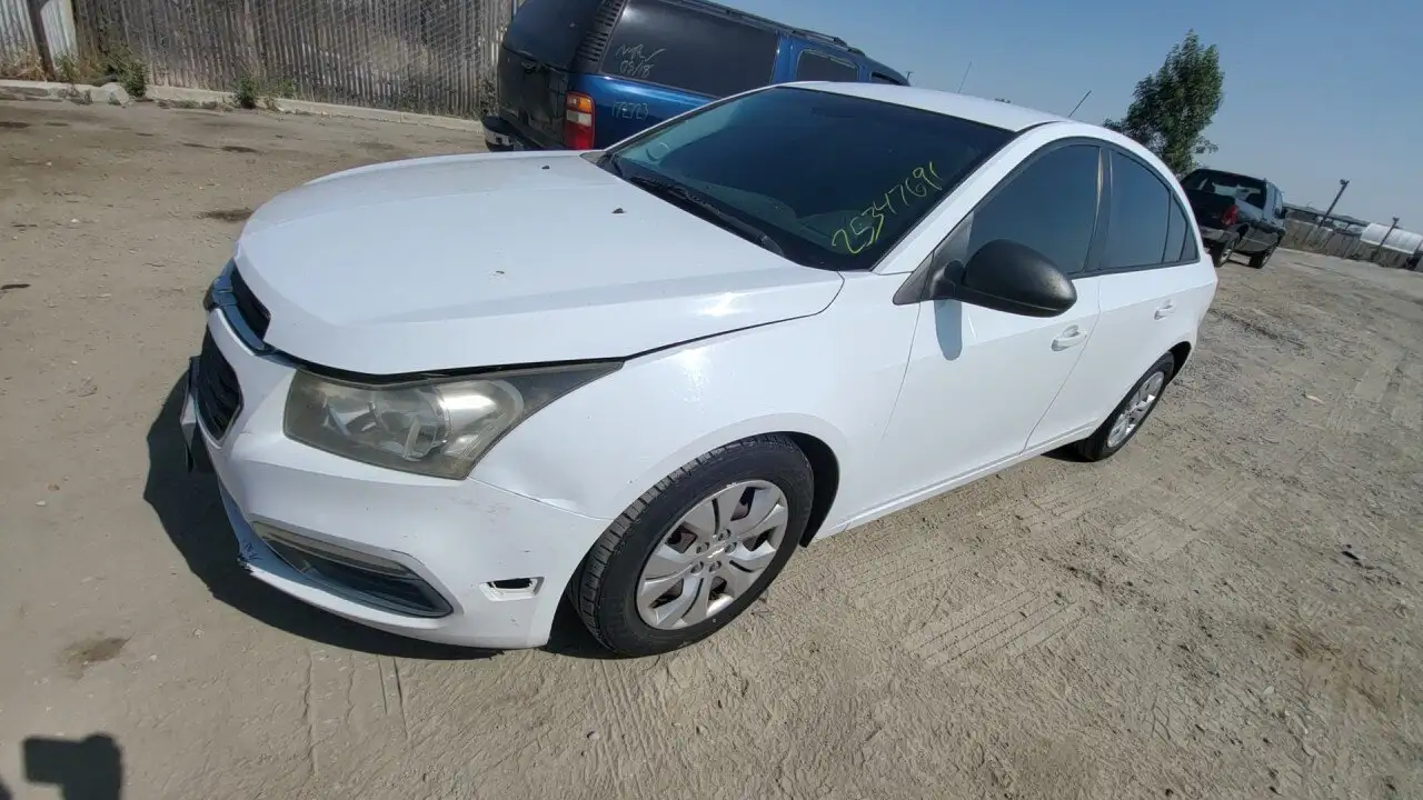 Photo of 2015 Chevrolet Cruze