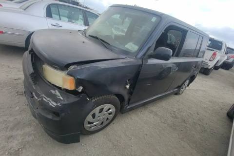 Photo of 2005 Scion Xb