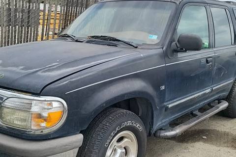 Photo of 1996 Ford Explorer