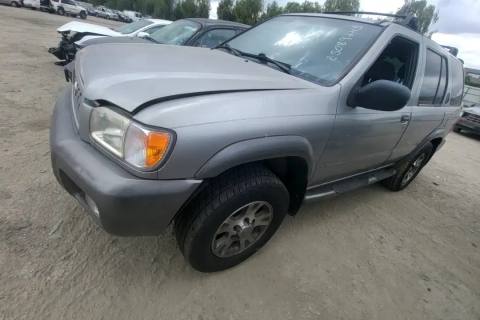 Photo of 2001 Nissan Pathfinder