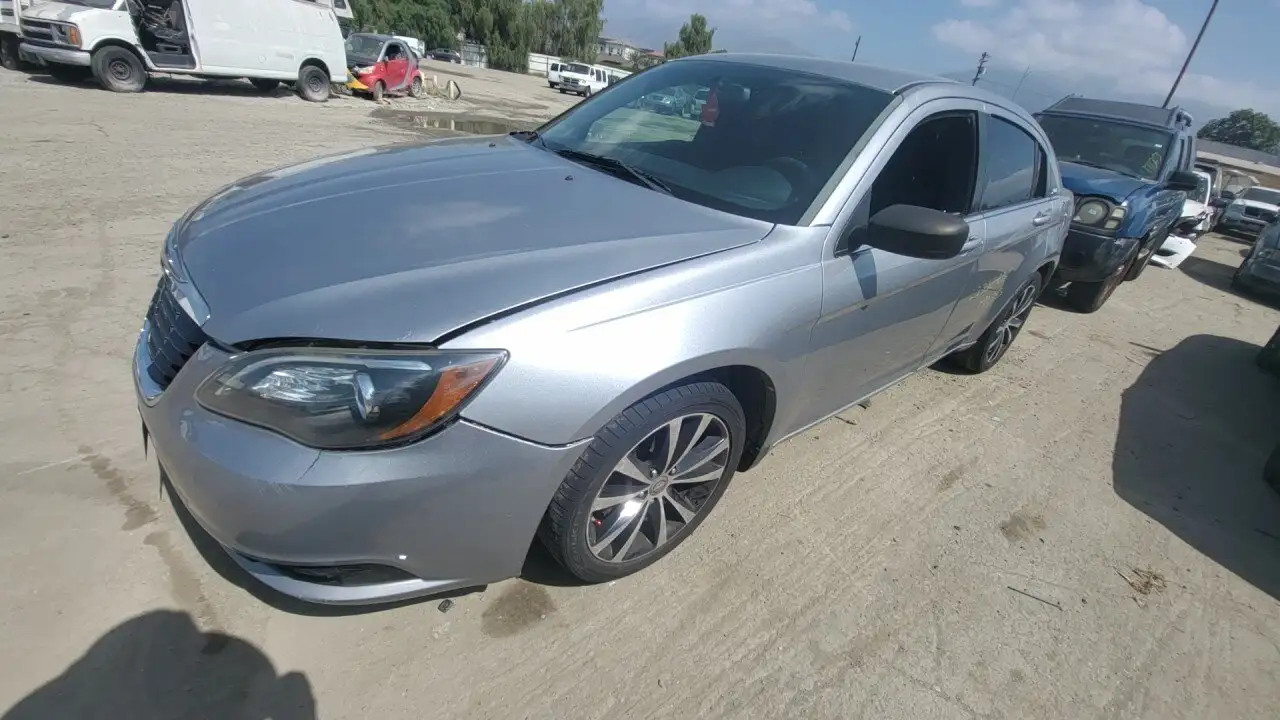 Photo of 2014 Chrysler 200