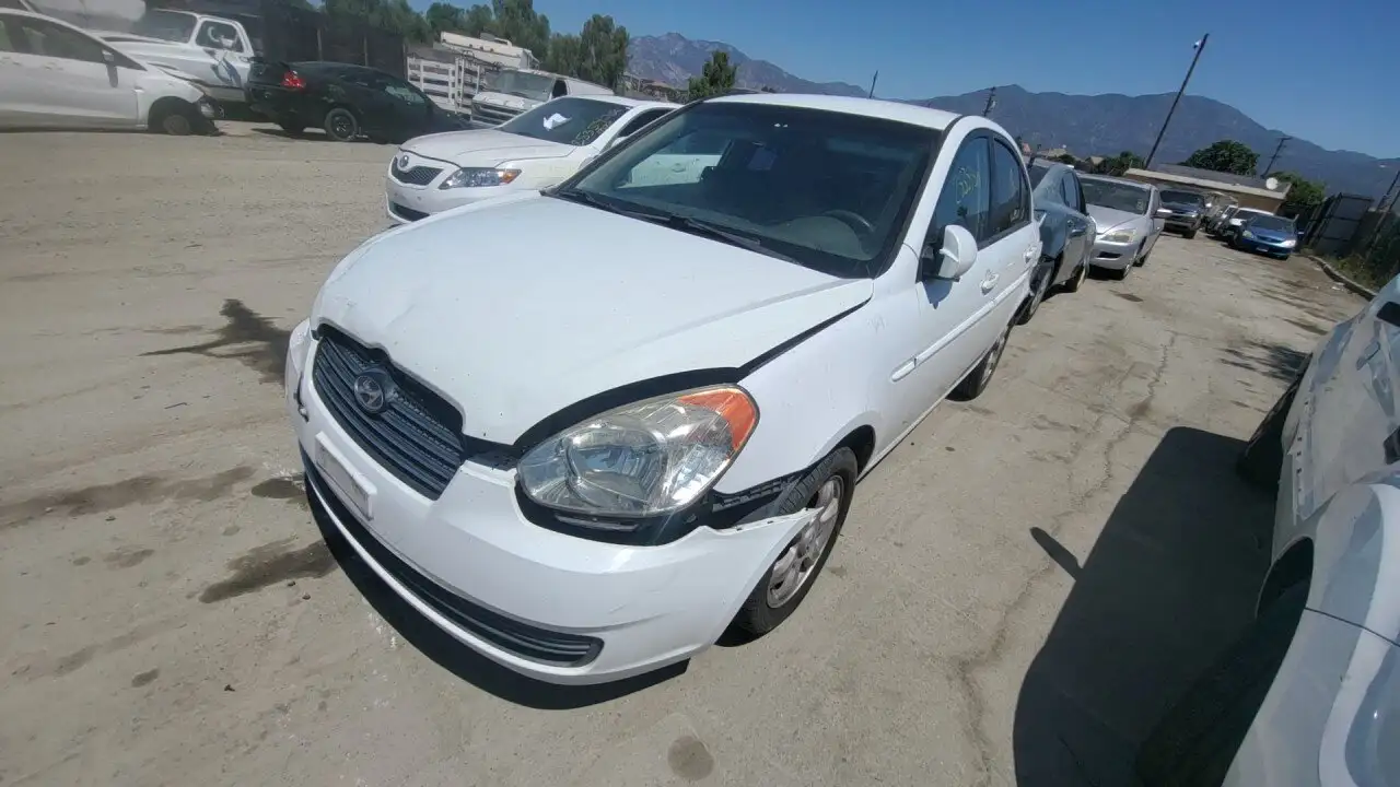 Photo of 2006 Hyundai Accent
