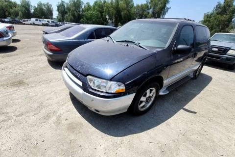 Photo of 2002 Nissan Quest