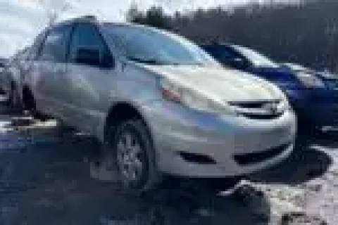 Photo of 2008 Toyota Sienna