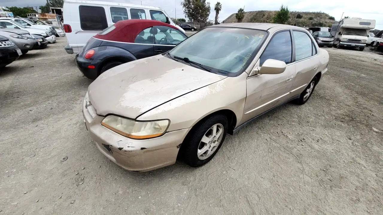 Photo of 2000 Honda Accord