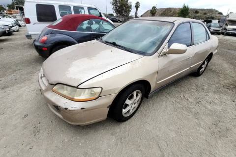 Photo of 2000 Honda Accord