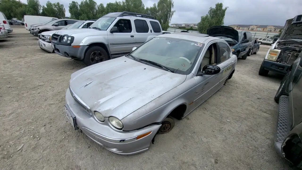 Photo of 2004 Jaguar X-Type