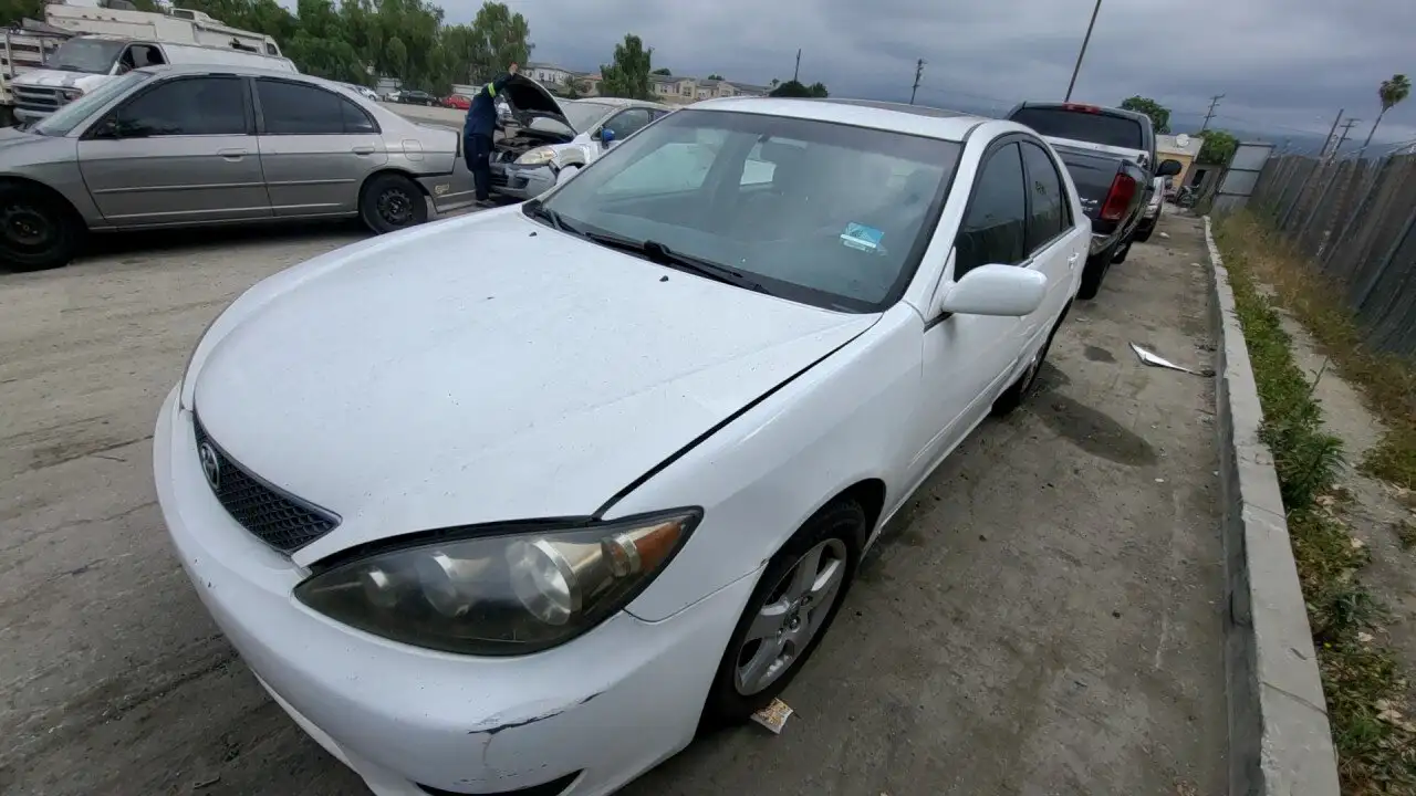 Photo of 2005 Toyota Camry