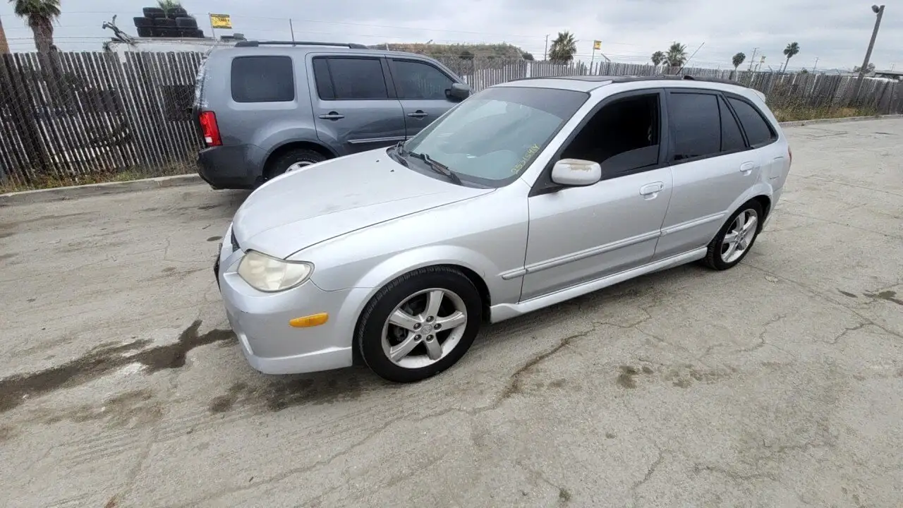 Photo of 2002 Mazda Protege5