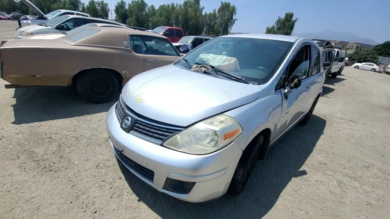 Photo of 2007 Nissan Versa