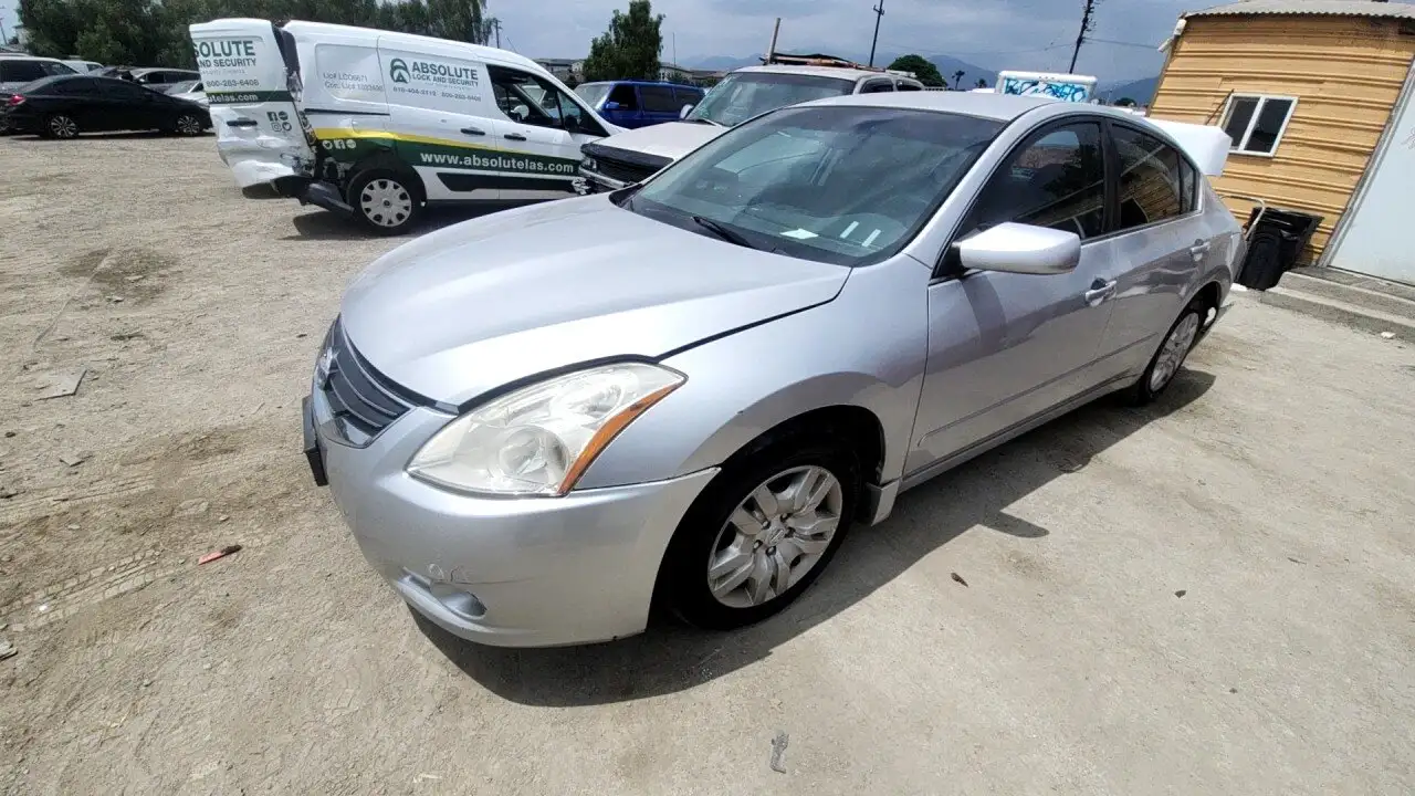 Photo of 2010 Nissan Altima