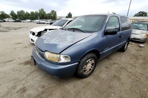 Photo of 2000 Nissan Quest