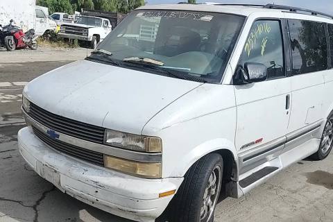 Photo of 1999 Chevrolet Astro