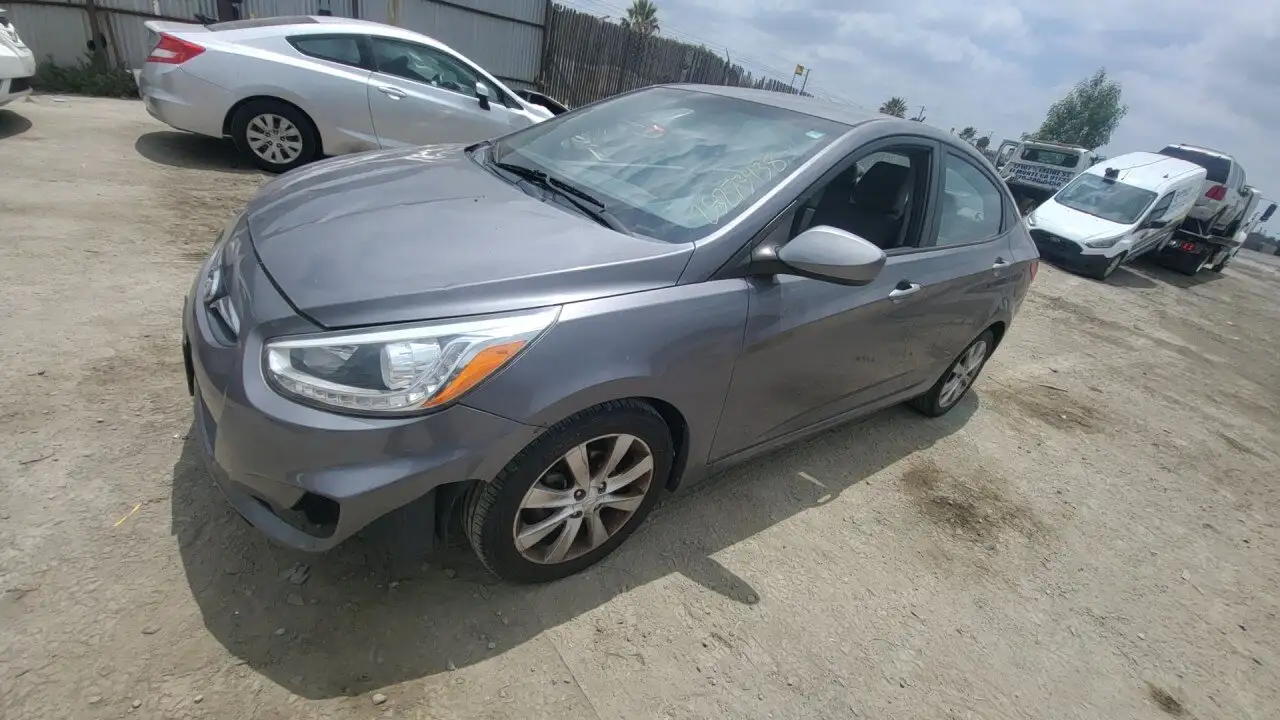 Photo of 2014 Hyundai Accent