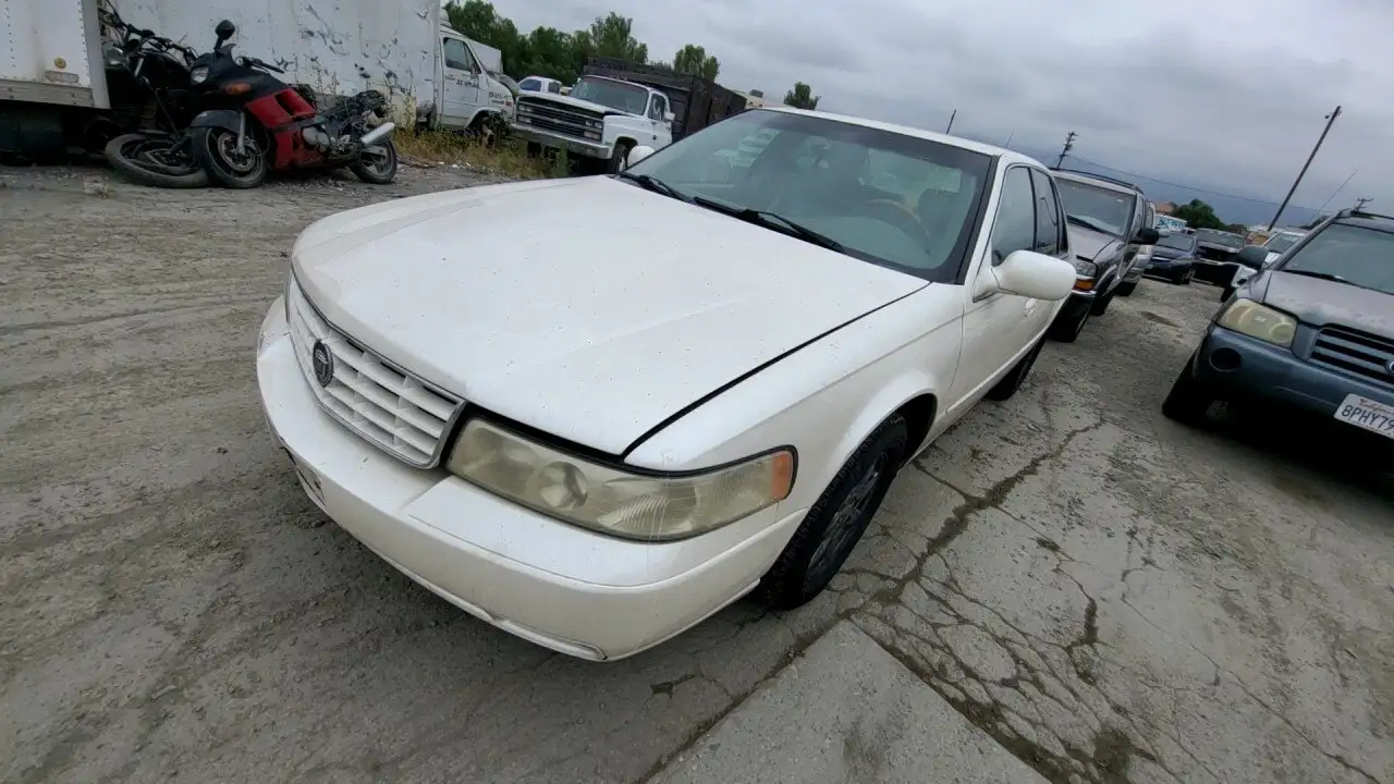 Photo of 2001 Cadillac Seville