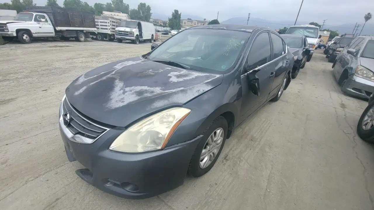 Photo of 2010 Nissan Altima