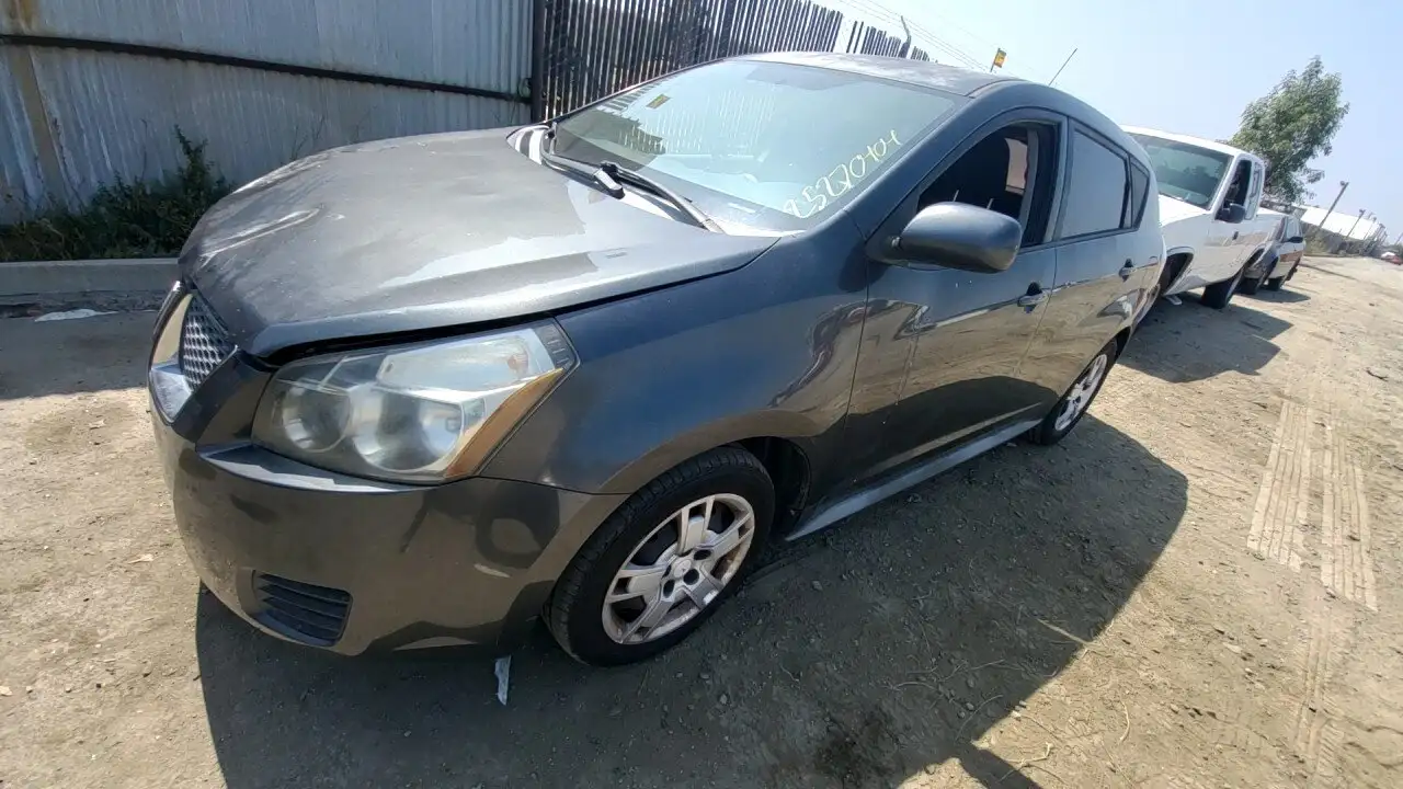 Photo of 2009 Pontiac Vibe