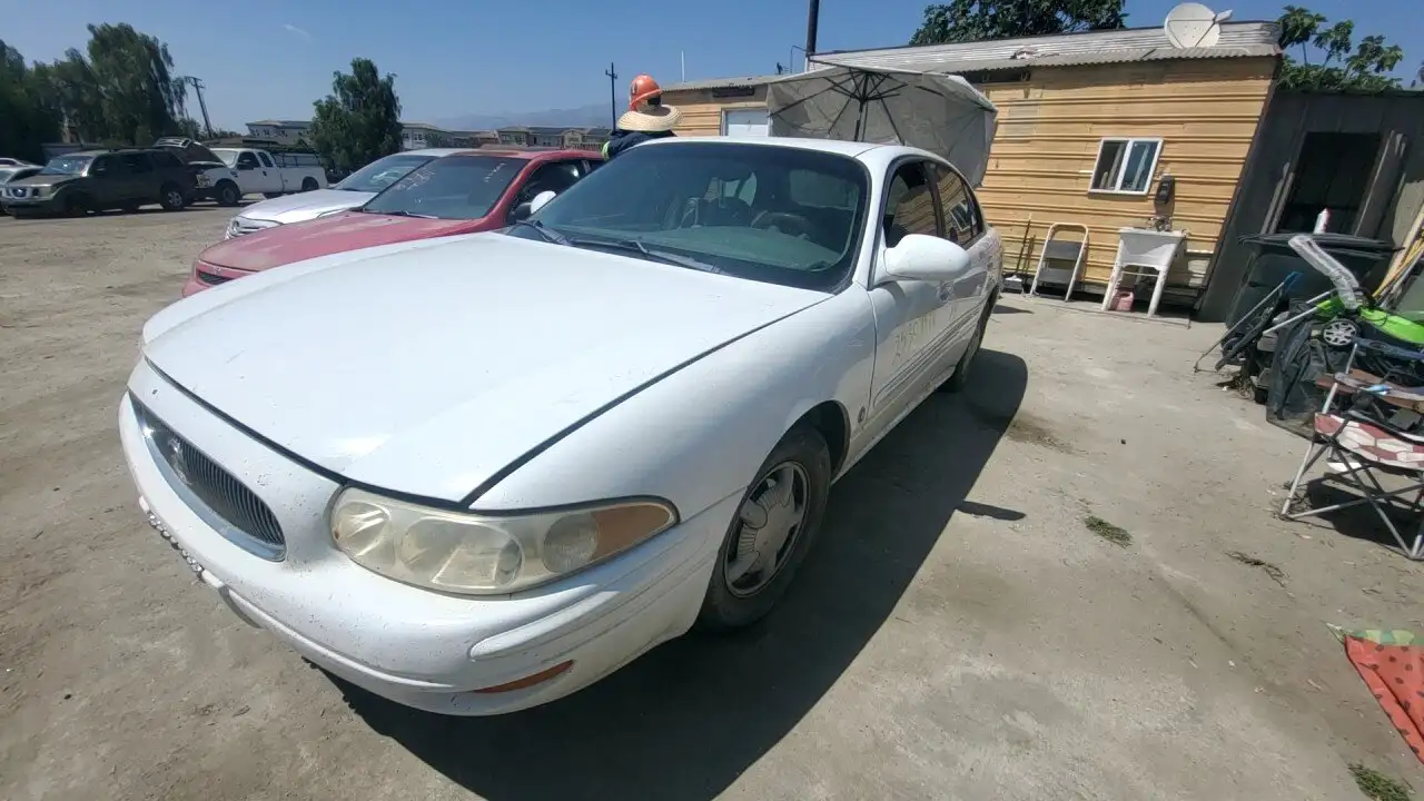 Photo of 2000 Buick Lesabre