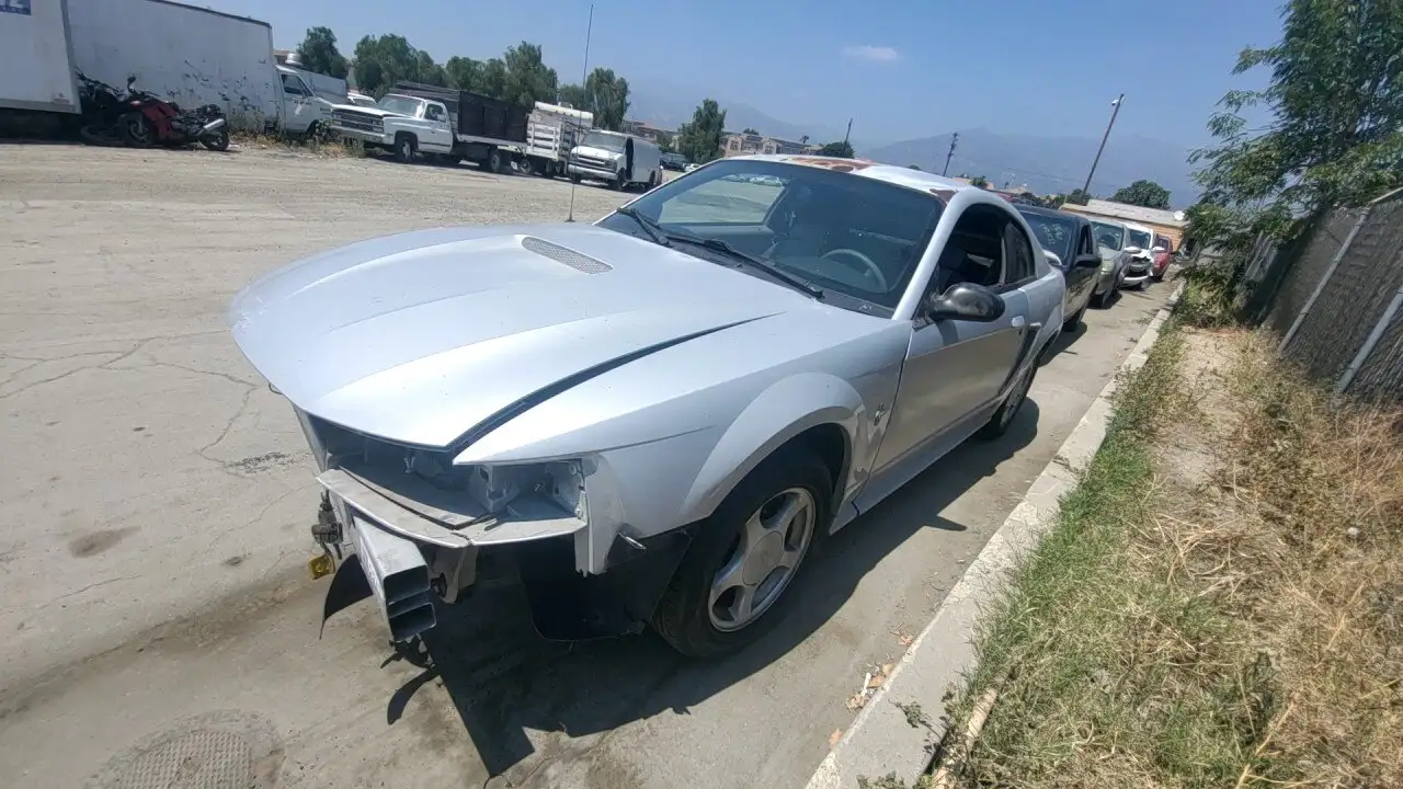 Photo of 2002 Ford Mustang