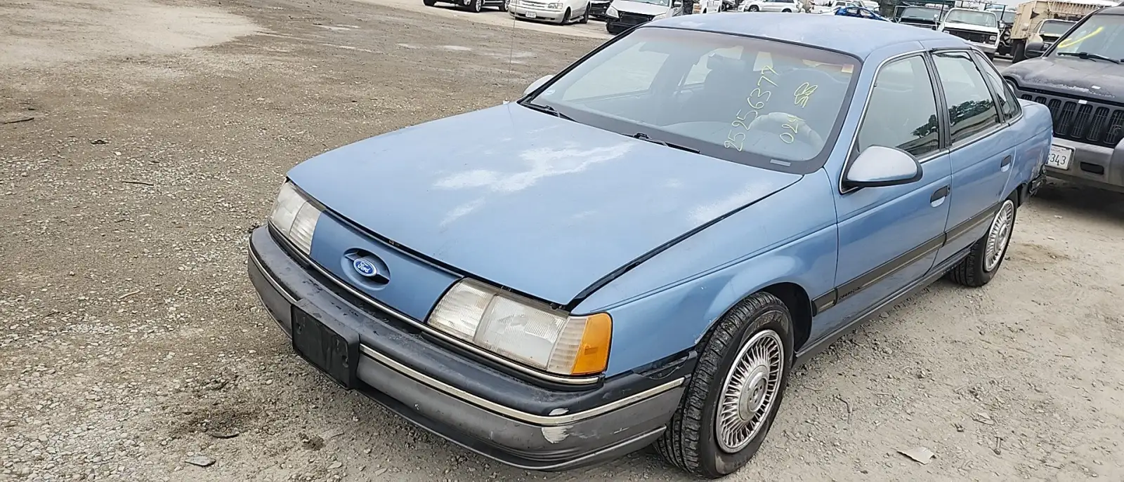 Photo of 1989 Ford Taurus