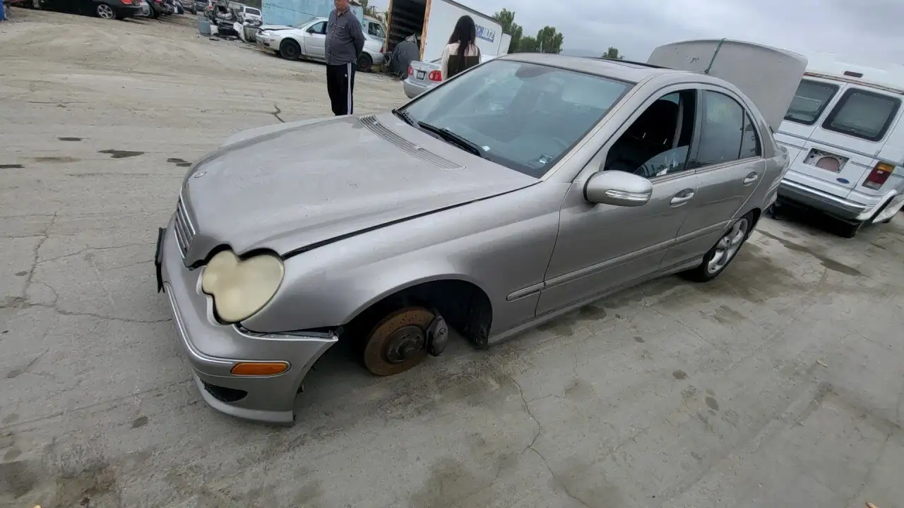 Photo of 2006 Mercedes-Benz C230