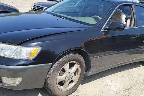 Photo of 1998 Lexus Es300