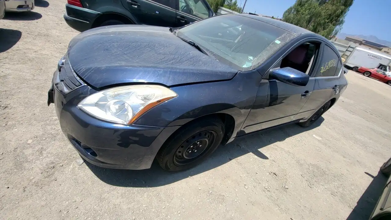 Photo of 2010 Nissan Altima