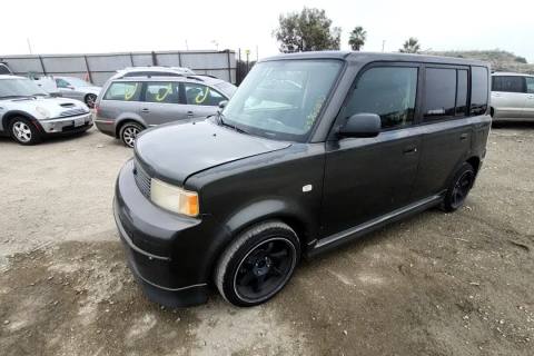 Photo of 2005 Scion Xb