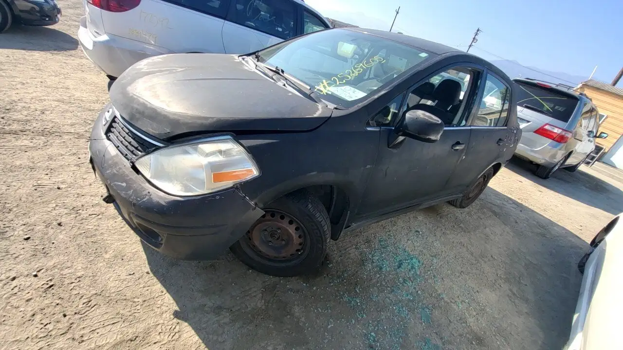 Photo of 2009 Nissan Versa