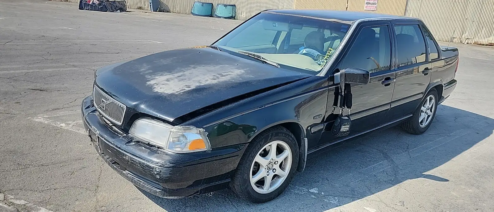 Photo of 1998 Volvo S70