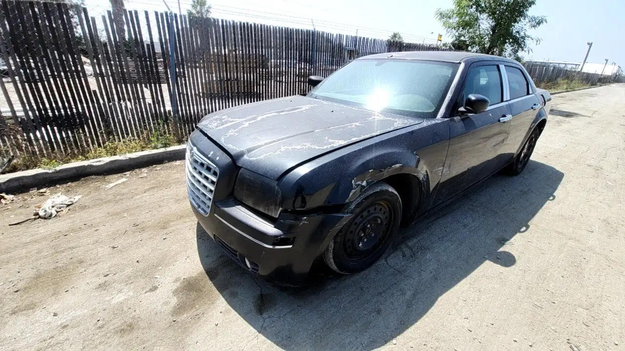 Photo of 2005 Chrysler 300