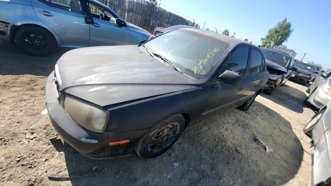 Photo of 2001 Hyundai Elantra