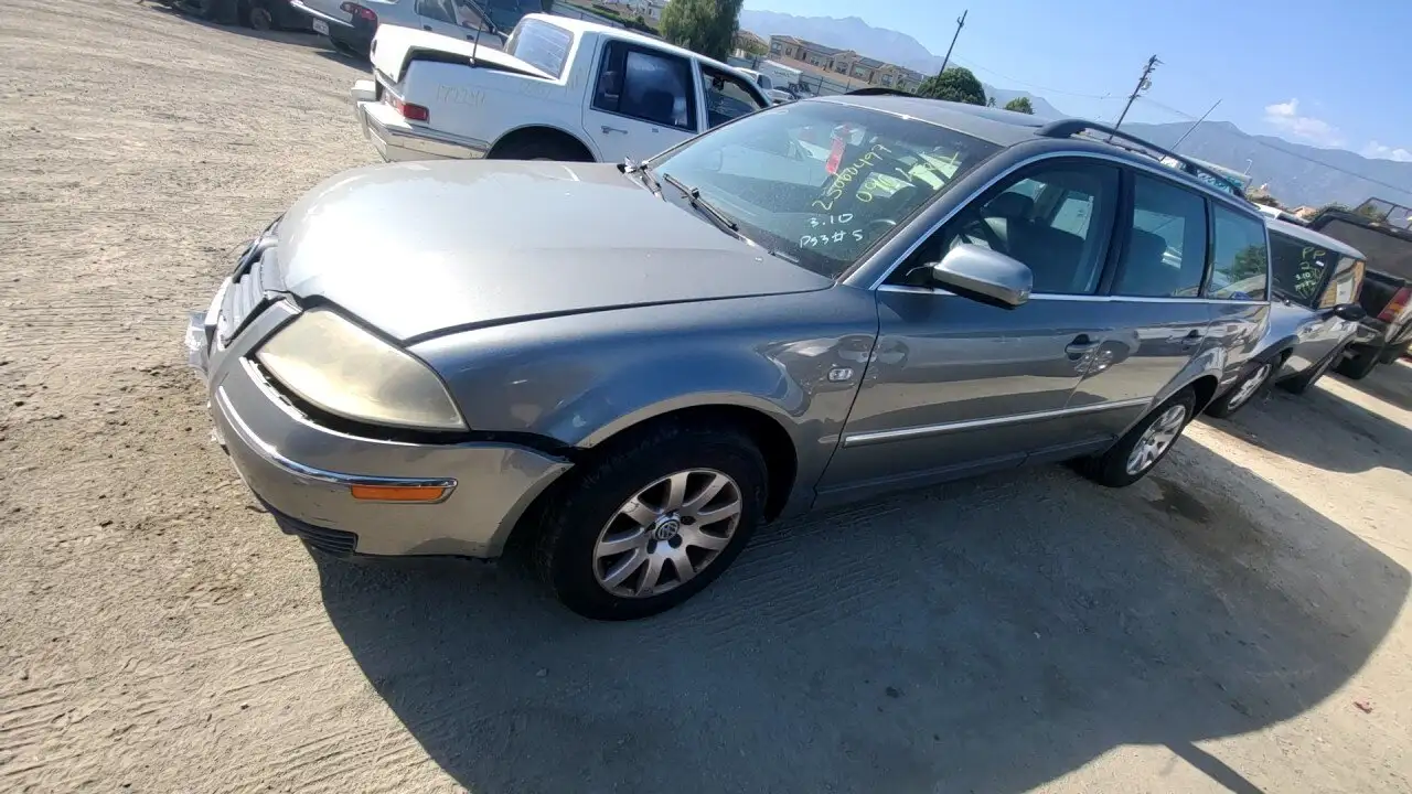 Photo of 2002 Volkswagen Passat