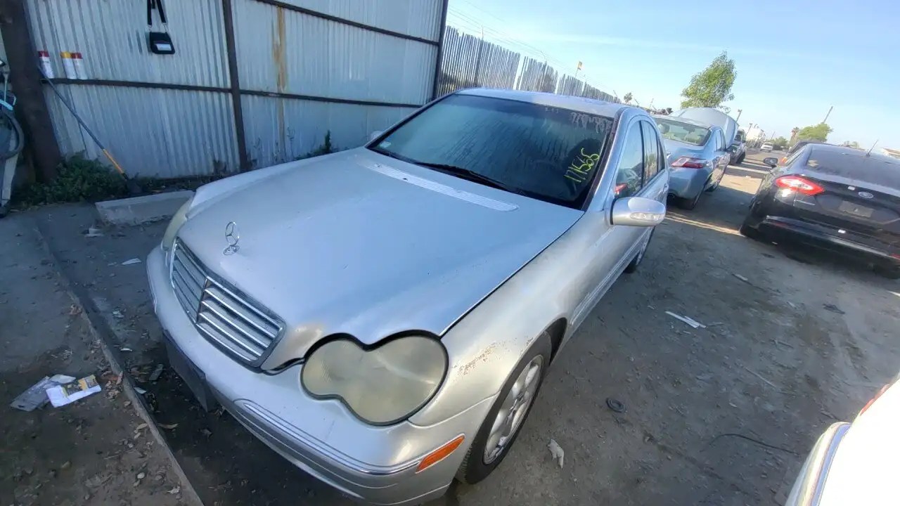 Photo of 2003 Mercedes-Benz C240