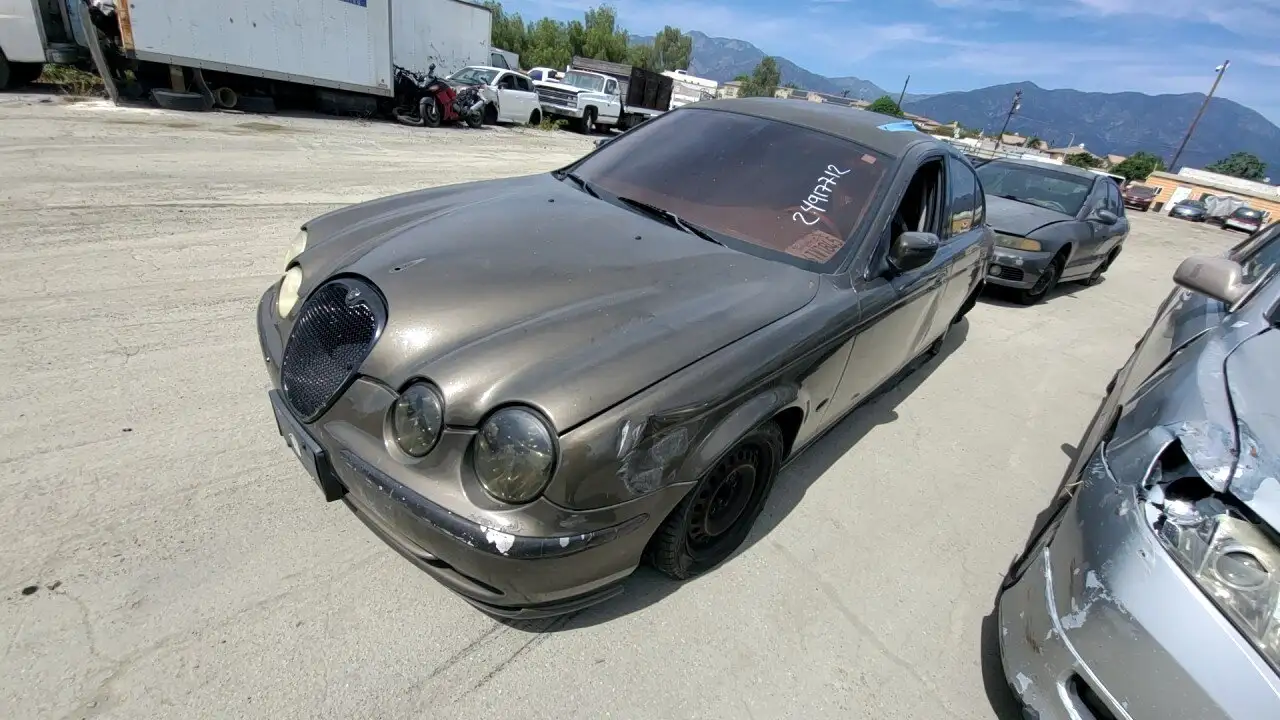 Photo of 2001 Jaguar S-Type