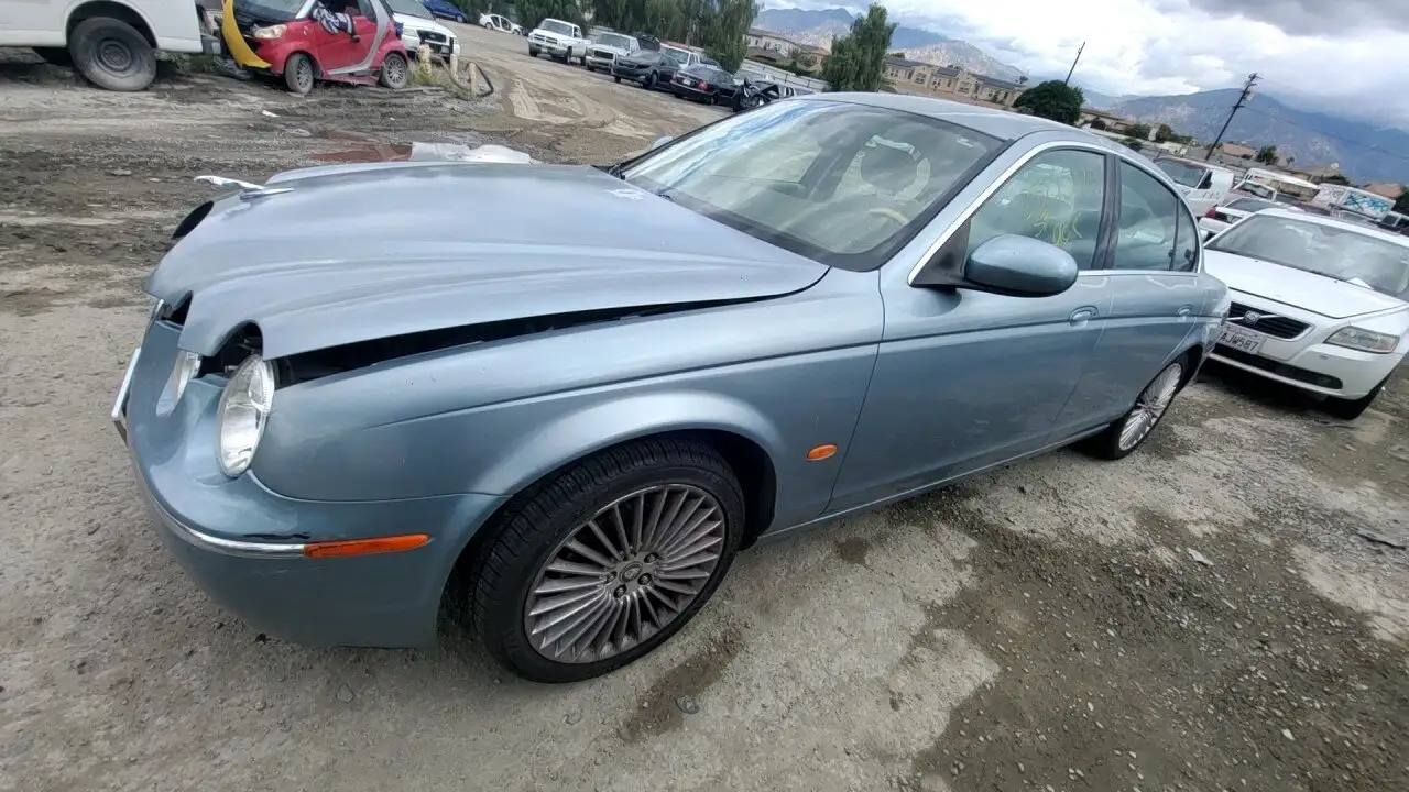Photo of 2005 Jaguar S-Type