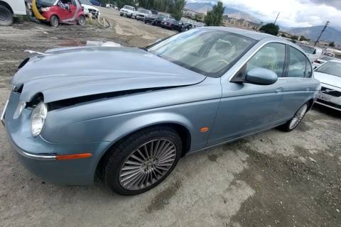 Photo of 2005 Jaguar S-Type
