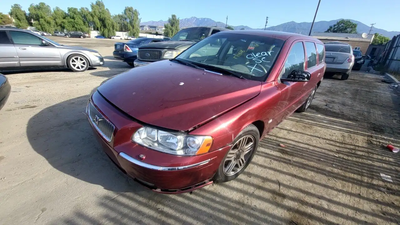 Photo of 2006 Volvo V70