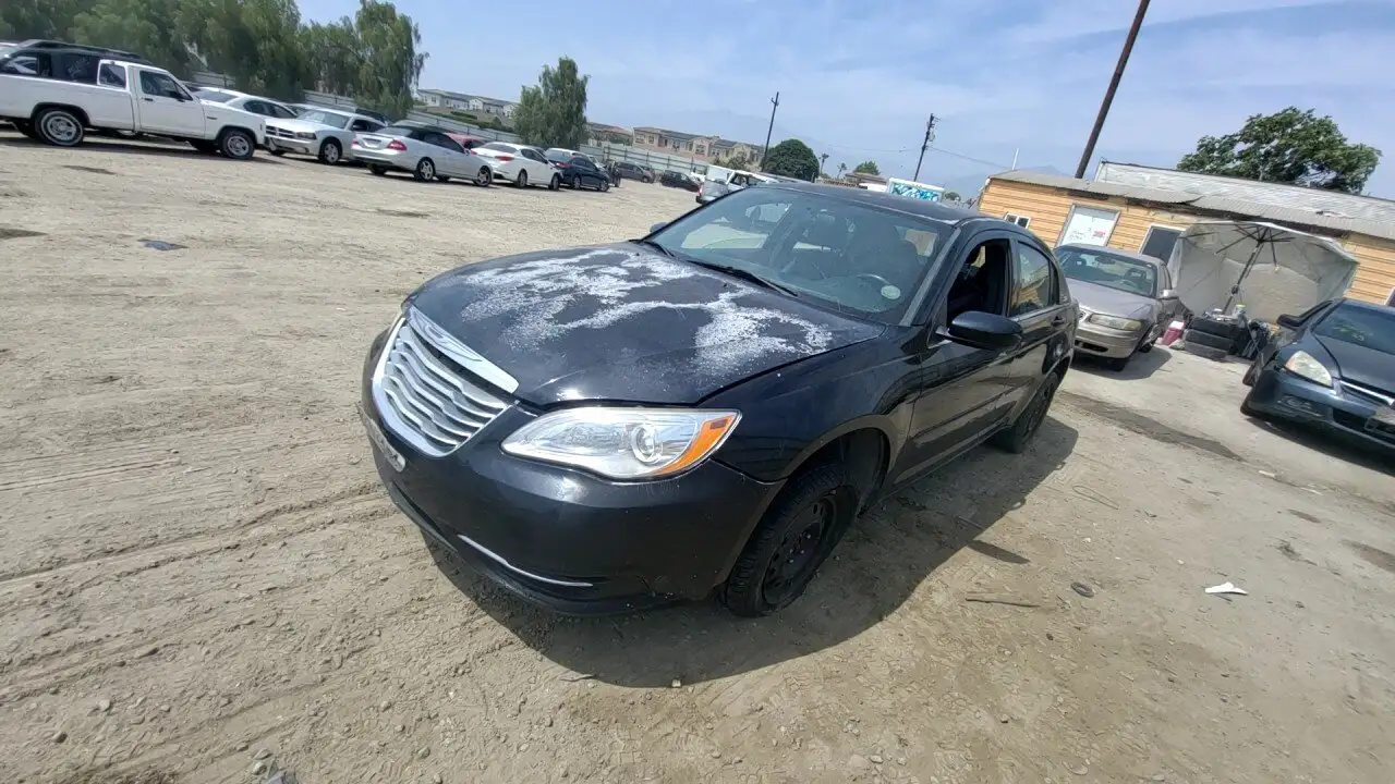 Photo of 2013 Chrysler 200