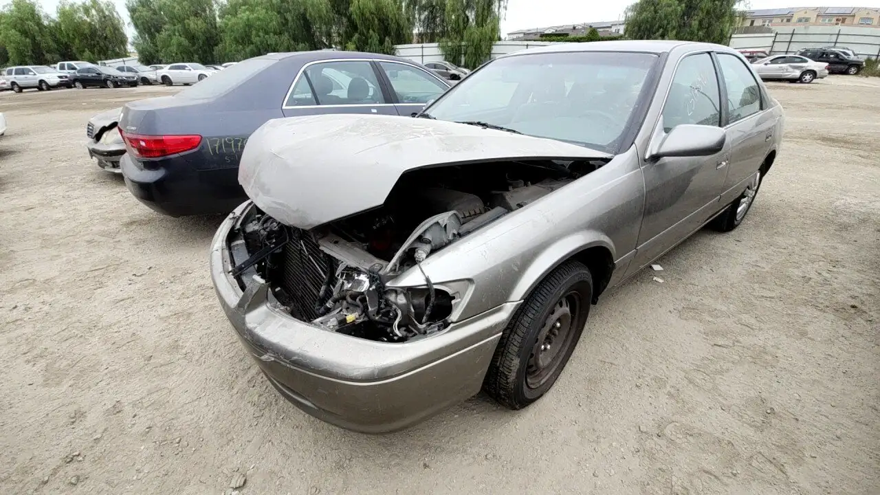 Photo of 2001 Toyota Camry
