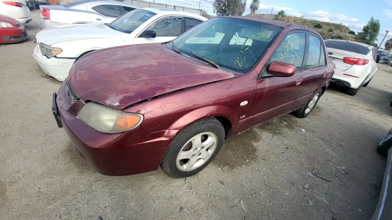 Photo of 2002 Mazda Protege