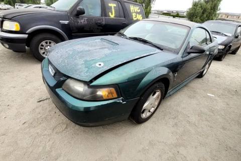 Photo of 2001 Ford Mustang