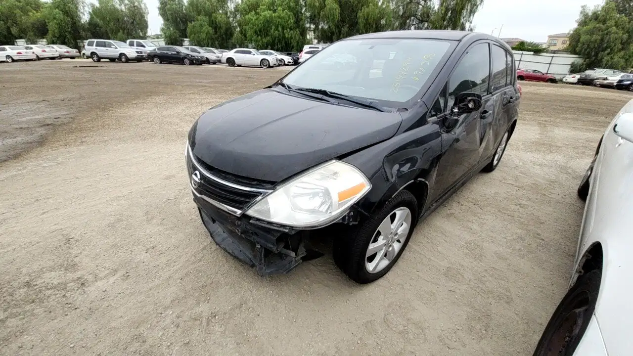 Photo of 2012 Nissan Versa