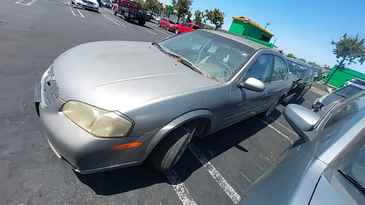 Photo of 2000 Nissan Maxima