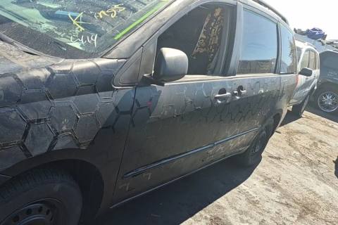 Photo of 2005 Toyota Sienna