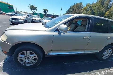 Photo of 2006 Volkswagen Touareg